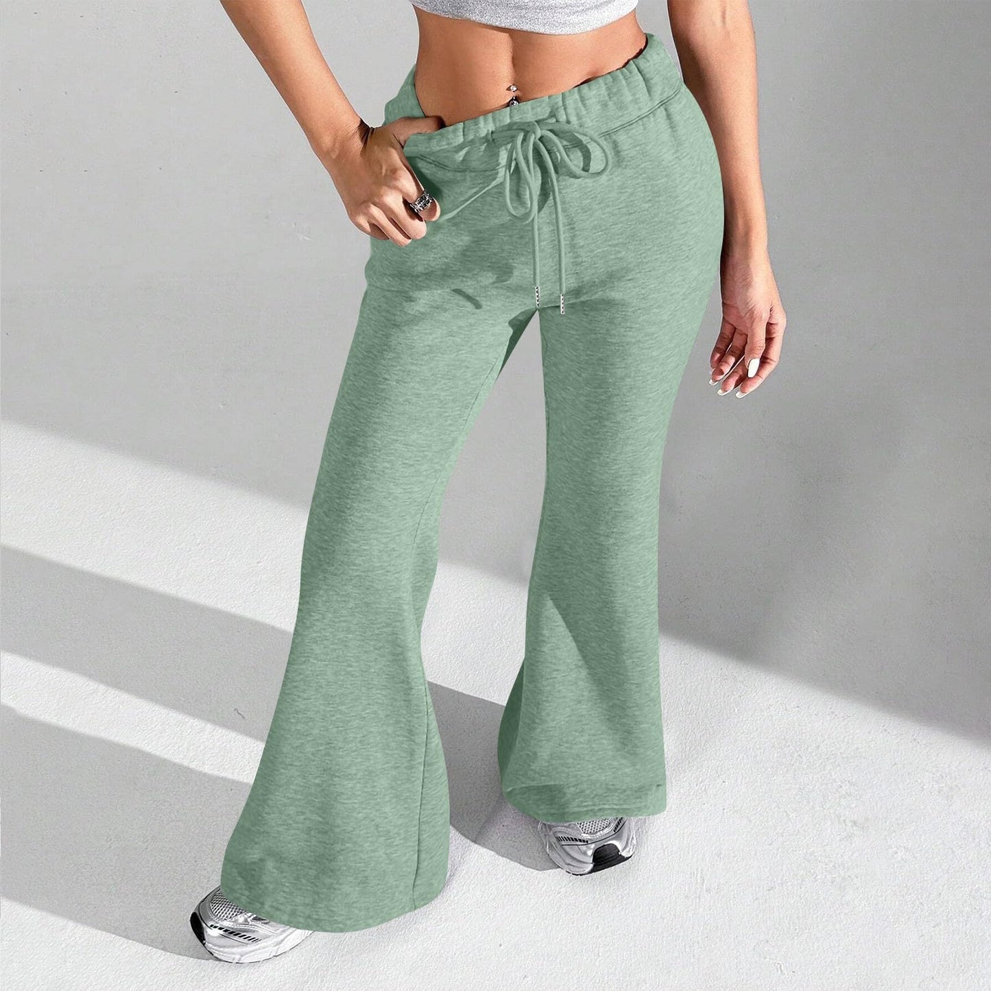 Women Wide Leg Sweatpants High Waisted Baggy Flare Sweatpants with Pockets Plus Size Drawstring Y2K Flare Pants